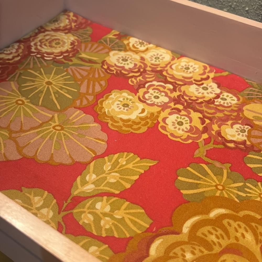 Display Tray/Riser - Picture 5 of 8